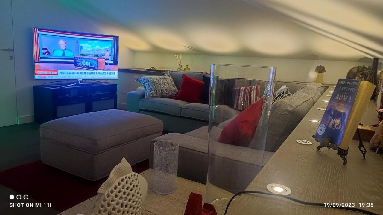 Апартаменти Casa Doni Roma Екстер'єр фото
